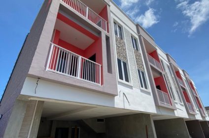 4 bedroom terrace duplex with bq in ologolo lekki phase 1 axis