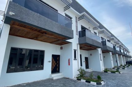 4 bedroom terrace duplex for sale in osapa lekki lagos. Call or Whatsapp us on +2348135593206